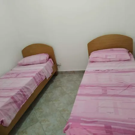 Alicudi In Apartamento