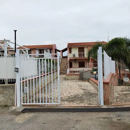 Alicudi In Appartamento